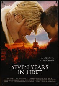 9w684 SEVEN YEARS IN TIBET int'l DS 1sh '97 adventurer Brad Pitt, Jean-Jacques Annaud!