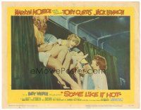 9y859 SOME LIKE IT HOT LC #4 '59 Tony Curtis tries to talk Jack Lemmon out of the upper berth!