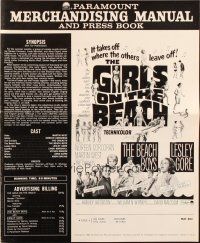 1c613 GIRLS ON THE BEACH pressbook '65 Beach Boys, Lesley Gore, LOTS of sexy babes in bikinis!