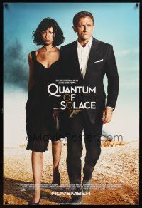 1j617 QUANTUM OF SOLACE int'l advance DS 1sh '08 Daniel Craig as James Bond + sexy Olga Kurylenko!