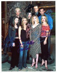 1r0861 BUFFY THE VAMPIRE SLAYER signed color 8.5x11 REPRO still '00s by eight members of the cast!