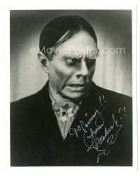1r0604 JOHN ZACHERLE signed 8x10 still '90s great portrait of the famous host in monster makeup!