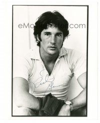 1r1201 RICHARD GERE signed 8x10 REPRO still '00s cool close up sitting portrait of the actor!
