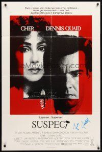 1r0122 SUSPECT signed 1sh '87 by Dennis Quaid, who gets involved with lawyer Cher!