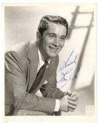 1r0663 PERRY COMO signed 8x10 still '40s smiling close up of the singer by James Kriegsmann!