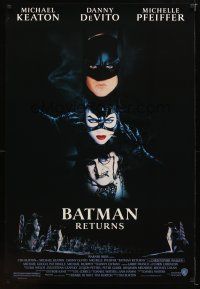 1t087 BATMAN RETURNS 1sh '92 cool image of Michael Keaton, Danny DeVito, Michelle Pfeiffer!