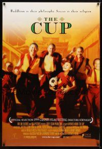 1t164 CUP DS 1sh '99 great image of happy Buddhist monks playing soccer!