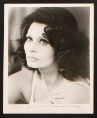 1x049 BRASS TARGET presskit w/ 15 stills '78 Sophia Loren,Kennedy & Max Von Sydow look for Nazi gold