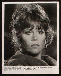 1x067 ON GOLDEN POND presskit w/ 14 stills '81 cool images of Katharine Hepburn & Henry Fonda!