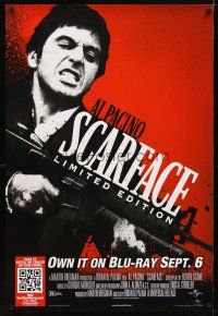 2m652 SCARFACE video 1sh R11 Al Pacino as Tony Montana in classic pose w/his little friend!