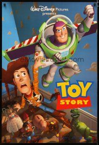 2m768 TOY STORY DS 1sh '95 Disney & Pixar cartoon, great image of Buzz & Woody flying!