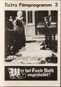 3a0535 WHO SLEW AUNTIE ROO German program '79 different images of mad Shelley Winters!