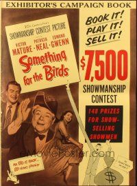 3a1084 SOMETHING FOR THE BIRDS pressbook '52 Victor Mature, Patricia Neal, Edmund Gwenn!