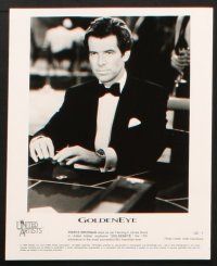 3d050 GOLDENEYE presskit w/ 14 stills '95 Pierce Brosnan as secret agent James Bond 007, cool images