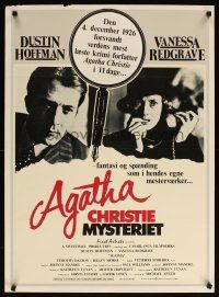 3e748 AGATHA Danish '79 cool image of Dustin Hoffman & Vanessa Redgrave as Christie!