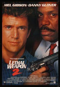 3f471 LETHAL WEAPON 2 1sh '89 great close-up image of cops Mel Gibson & Danny Glover!