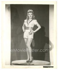 3k284 FOOTLIGHT SERENADE 8.25x10 still '42 full-length sexy Betty Grable in great outfit!