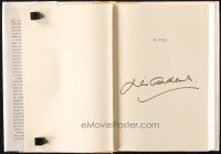 4t132 JULIE ANDREWS signed hardcover book '08 her autobiography Home: A Memoir of My Early Years