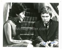 4t691 MICHELLE LEE/ROBERT MORSE signed 8x10 REPRO still '90s cool portrait seated on stairs!