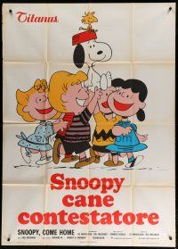4w539 SNOOPY COME HOME Italian 1p '72 great different Peanuts art with Charlie Brown & Woodstock!