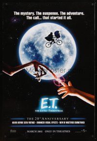 4z281 E.T. THE EXTRA TERRESTRIAL DS 1sh R02 Steven Spielberg, cool bike over moon image!