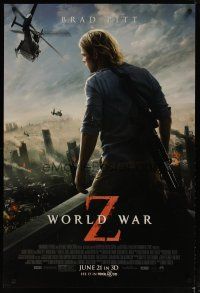 4z840 WORLD WAR Z advance DS 1sh '13 Brad Pitt overlooking burning city, zombie apocalypse!