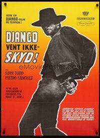 5e662 DON'T WAIT DJANGO SHOOT Danish '69 action image of Ivan Rassimov in the title role, western!
