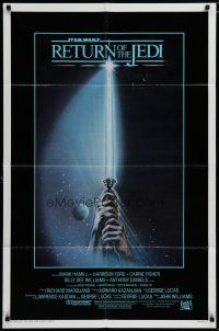 5h728 RETURN OF THE JEDI 1sh '83 George Lucas classic, art of hands holding lightsaber!