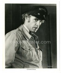 5k353 FAMILY PLOT 8.25x10 still '76 would-be actor turned cab driver Bruce Dern, Alfred Hitchcock!