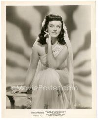 5k691 ON OUR MERRY WAY 8.25x10 still '48 c/u of beautiful Paulette Goddard, A Miracle Can Happen!
