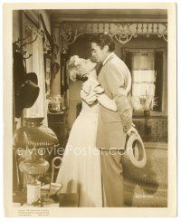 6c148 BIG COUNTRY 8.25x10.25 still '58 close up of Carroll Baker hugging happy Gregory Peck!