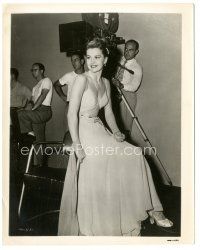 6c264 CYD CHARISSE 8x10.25 still '48 great candid resting by camera from On an Island With You!