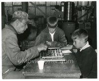 6c426 HELLFIGHTERS candid 8.25x10 still '69 director/star John Wayne plays chess with two boys!