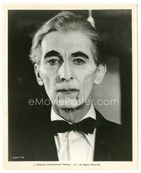 6c586 MADHOUSE 8.25x10 still '74 great head & shoulders portrait of creepy Peter Cushing!