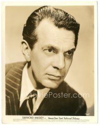 6c733 RAYMOND MASSEY 8x10.25 still '30s head & shoulders portrait of the intense actor in suit & tie