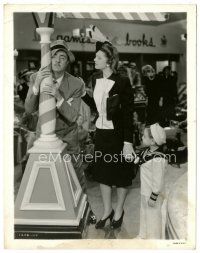 6c801 SHADOW OF THE THIN MAN 8x10.25 still '41 Myrna Loy & Dickie Hall stare at William Powell!