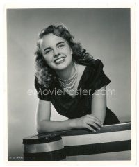 6c885 TERRY MOORE 8.25x10 still '49 smiling portrait of the pretty actress wearing pearls!