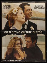 6k728 IT ONLY HAPPENS TO OTHERS French 1p '71 Marcello Mastroianni & sexy Catherine Deneuve!