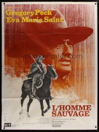 6k926 STALKING MOON French 1p '68 different images of Gregory Peck close up & on horseback!