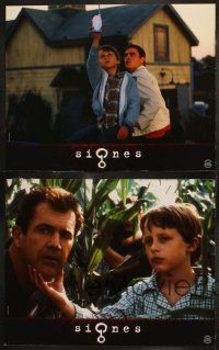 6s722 SIGNS 4 LCs '02 M. Night Shyamalan, Mel Gibson, Joaquin Phoenix, Rory Culkin, Signes!