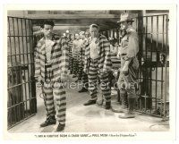 6t646 I AM A FUGITIVE FROM A CHAIN GANG 8x10.25 still '32 great image of Paul Muni holding chain!