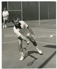 6t685 JOHNNY CARSON deluxe 8x10 publicity still '86 playing doubles tennis with Robert Culp!