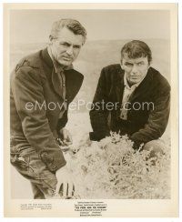 6t830 PRIDE & THE PASSION 8.25x10 still '57 c/u of Cary Grant & Frank Sinatra looking worried!