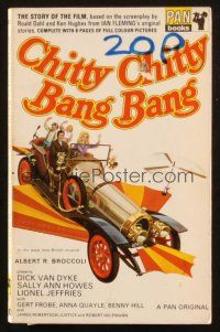 7d208 CHITTY CHITTY BANG BANG movie edition English paperback book '68 with color illustrations!