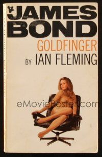 7d091 GOLDFINGER 21st printing English Pan paperback book '69 James Bond novel by Ian Fleming!