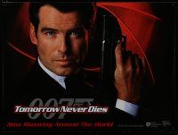 7d385 TOMORROW NEVER DIES teaser DS British quad '97 close up Pierce Brosnan as James Bond 007!