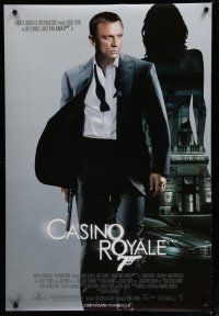 7d420 CASINO ROYALE DS English 1sh '06 Daniel Craig as James Bond, Aston Martin & sexy silhouette!