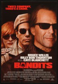 7m181 LOT OF 119 UNFOLDED MINI POSTERS FROM BANDITS '01 Bruce Willis, Thornton & Blanchett!