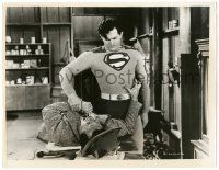 7x225 SUPERMAN re-strike 11x14.25 still '60s c/u of Kirk Alyn in costume holding down bad guy!