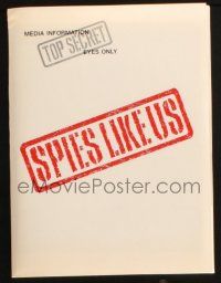 7x369 SPIES LIKE US presskit w/ 10 stills '85 Chevy Chase, Dan Aykroyd, directed by John Landis!